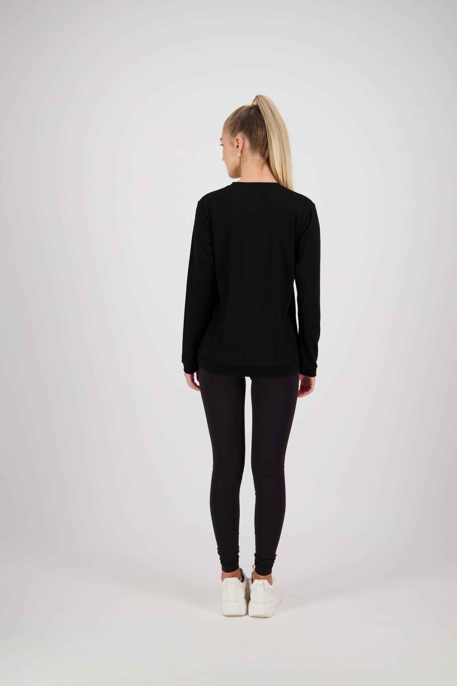 Moeraki Merino - Womens - Liam Gratis - Arts and Crafts